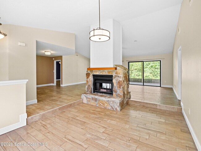 Photo - 3725 Laurette Rd