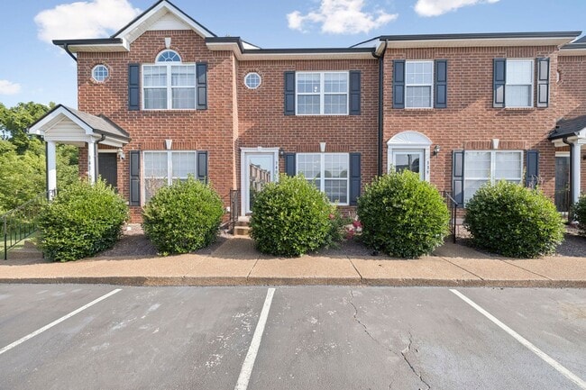 Building Photo - 340 Stewarts Landing Cir