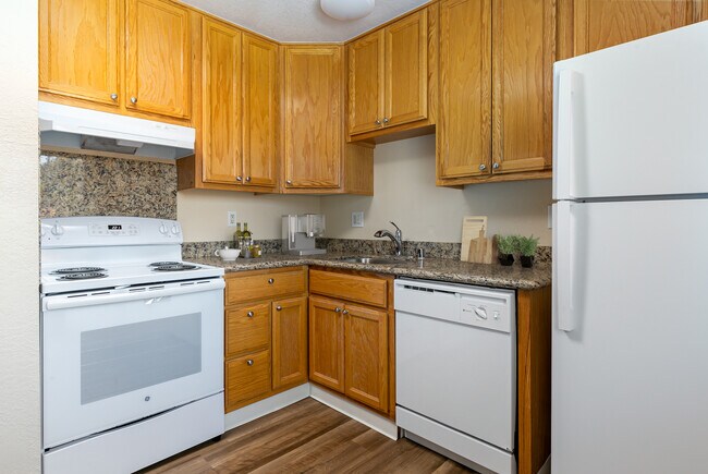Dry Creek Apartments