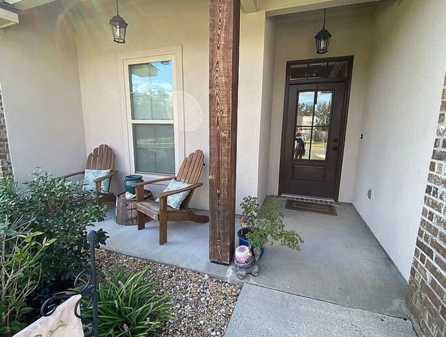 Photo - Cypress Bend- 4 bedroom!