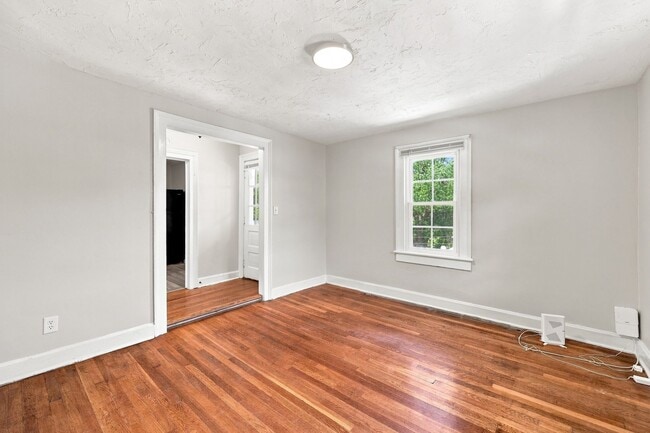 Photo - 650 Alleghany Ave Unit Apt 3
