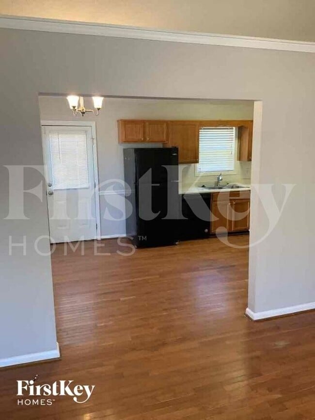 Photo - 57 Ledbetter Pl