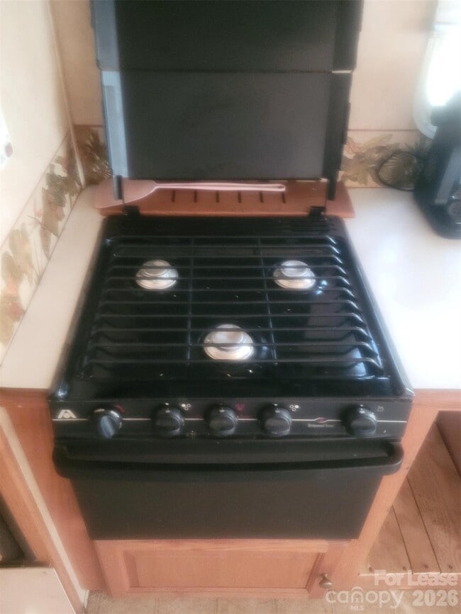 Photo - 7908 McIlwaine Rd