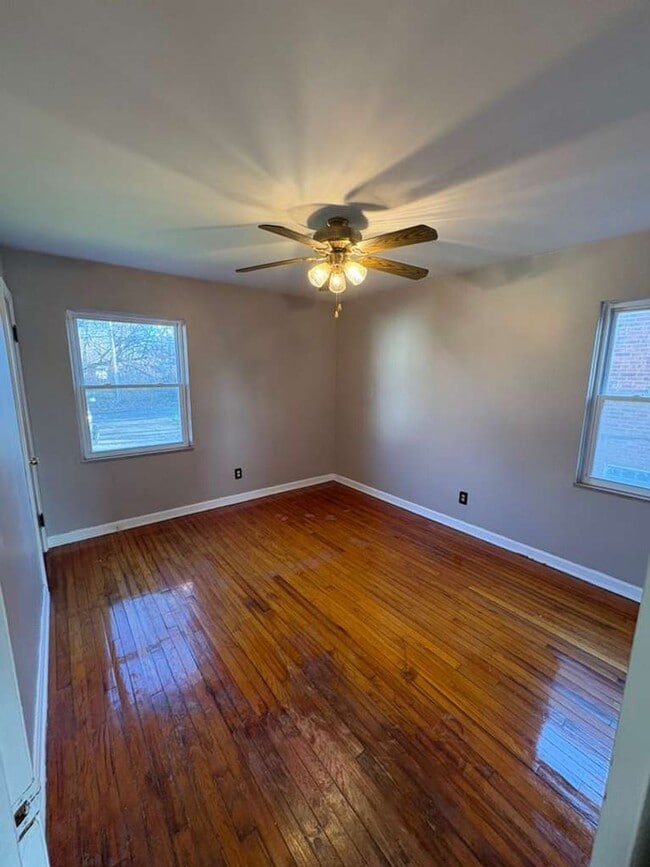 18015 Harvard Ave