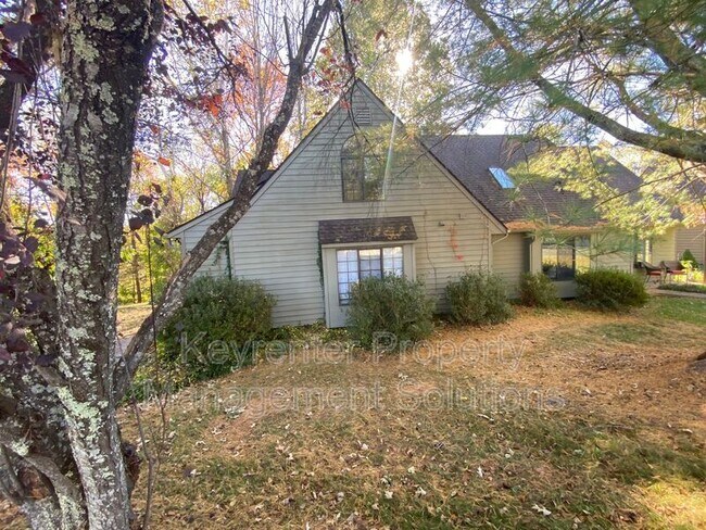 Photo - 1029 Amber Ridge Rd