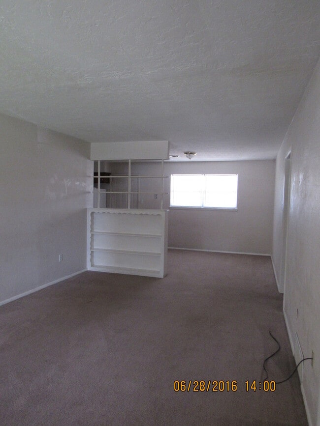 Photo - MOVE IN SPECIAL: $200 OFF OF THE 1ST FULL MONTH'S RENT! New carpet and freshly painted interiors
