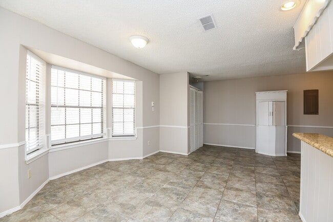 Photo - 7528 Beckwood Dr