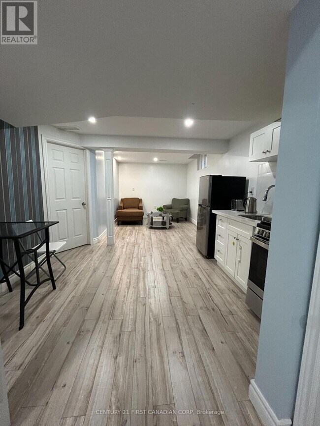 Photo - 2292 Buroak Dr