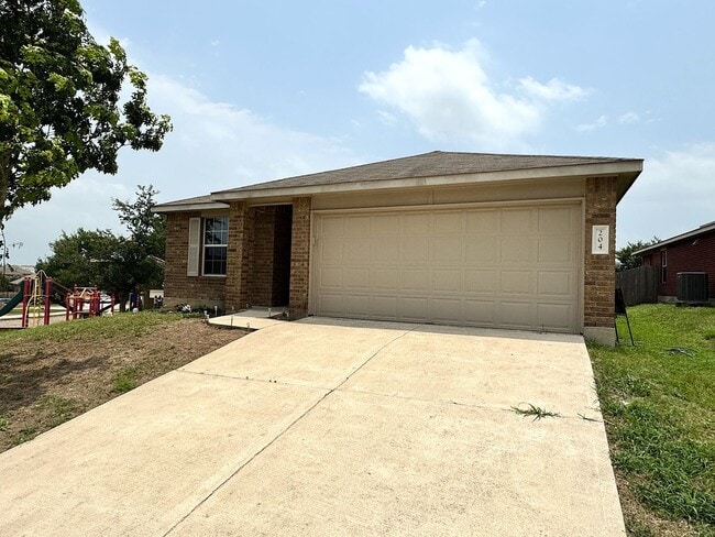 Building Photo - Ready For Move In! A Must See Modern & Spa... Rental