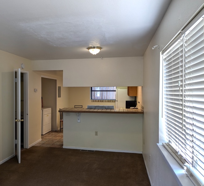 Building Photo - 1225 N Sierra St Unit # 3