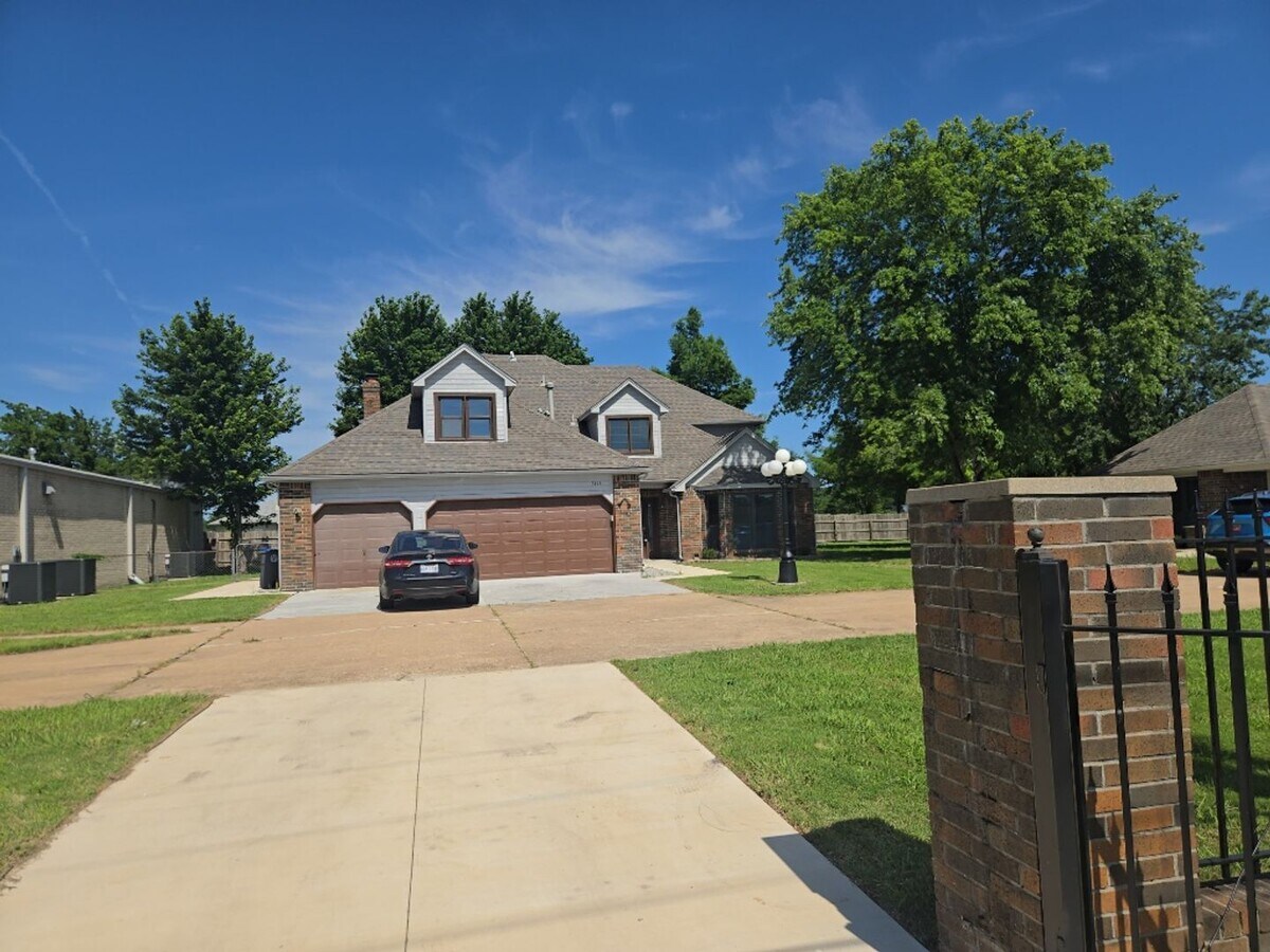 5 Bed | 4 Bath in East Tulsa! - 5 Bed | 4 Bath in East Tulsa!