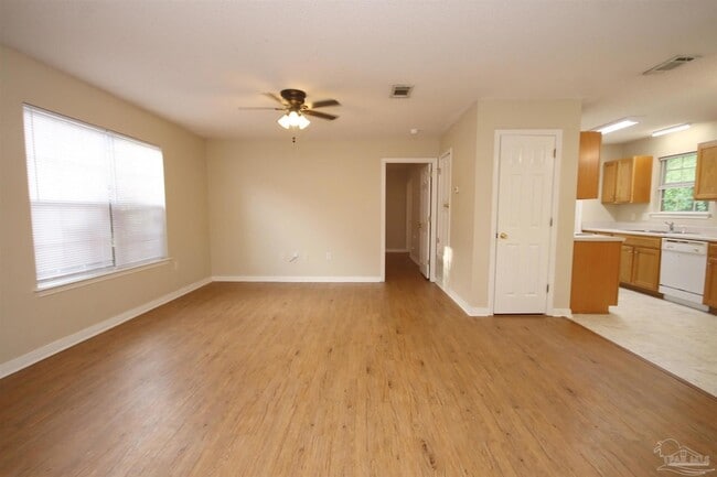 Photo - 2289 Wyatt St