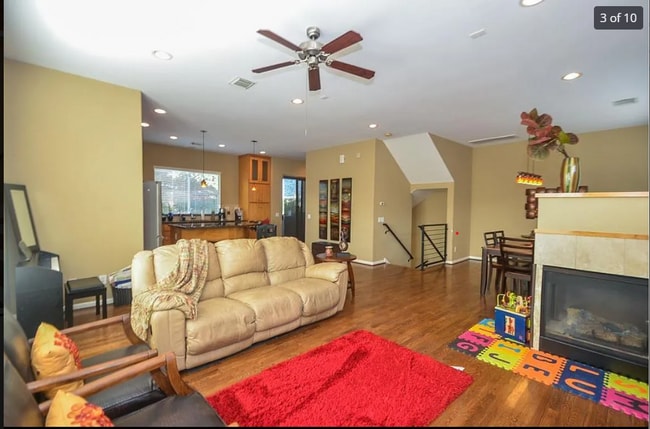 Segundo piso - Sala de estar - 3010 Caroline St