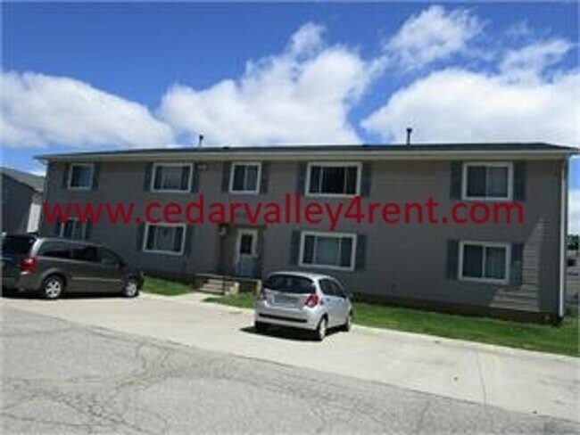 Cobblestone Circle Apartments