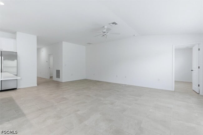 3911 Treasure Oak Wy