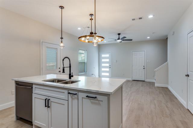 Photo - 8004 Julie Ave