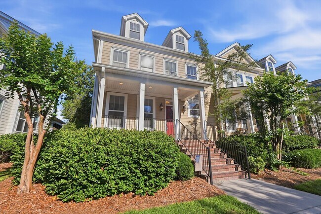 Photo - 313 Lakeview Drive