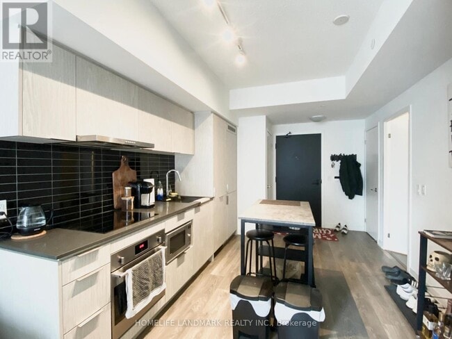 Photo - 60 Shuter St Unité 205