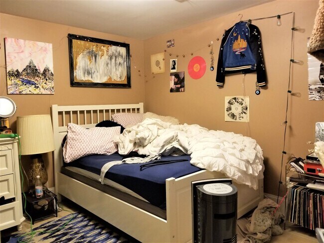 Photo - RENOVATED GARDEN LEVEL 3 BED/2 BATH ON SAINT LUKES RD FOR 9/1 ~ CENTRAL AIR