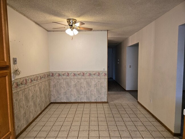 Photo - 3712 Kelso Way