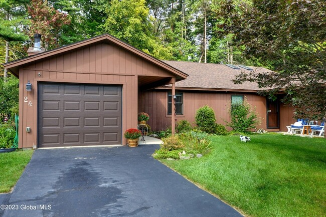 Photo - 24 Thimbleberry Rd Townhome