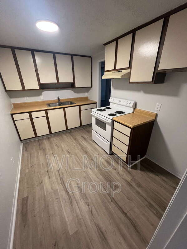 Photo - 2000 Indianapolis Rd Unit 123