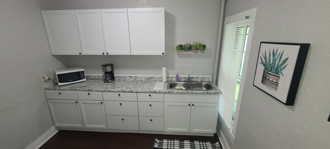 Photo - 540 N Drew St