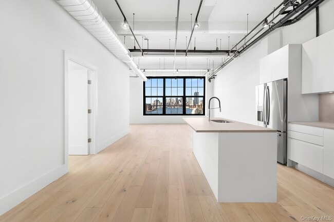 Building Photo - 475 Kent Ave Unit 702 Rental