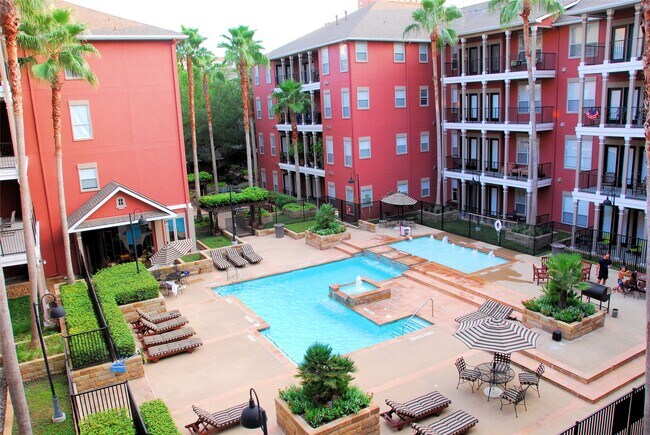 Photo - 2400 McCue Rd Unidad 347