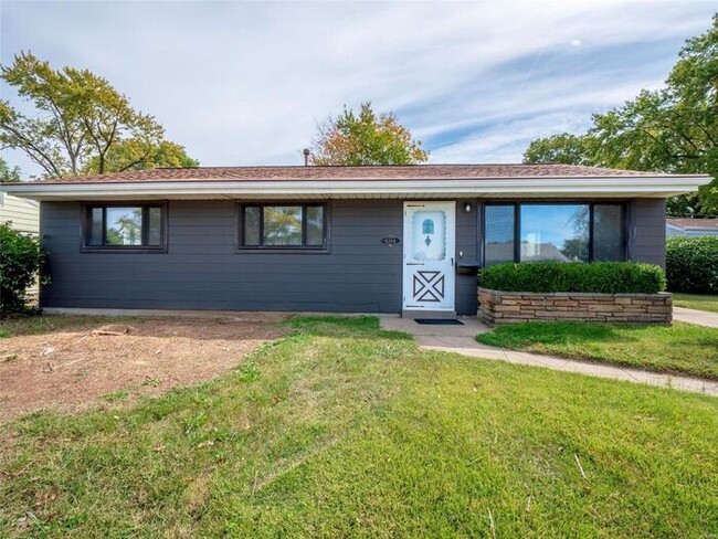Welcome to 8264 Morganford! - Welcome to 8264 Morganford! Casa