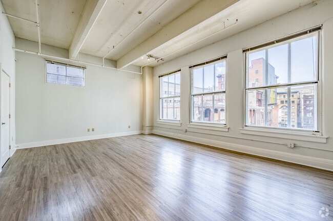 Findlay Loft 1BR, 1BA - 942SF - Living Room