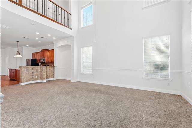 Photo - 8604 Naomi St