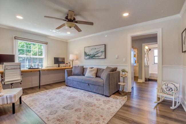 Photo - 214 Ave F Unidad ID1324059P