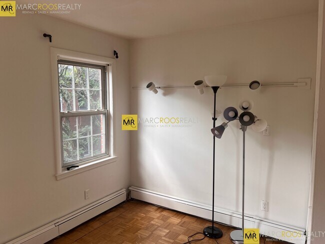 Photo - 2 Melrose St Unit 3