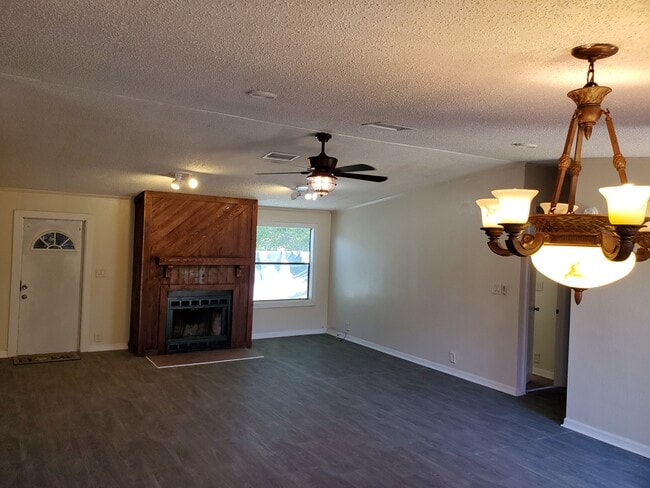 Photo - 2608 20 Mile Level Rd