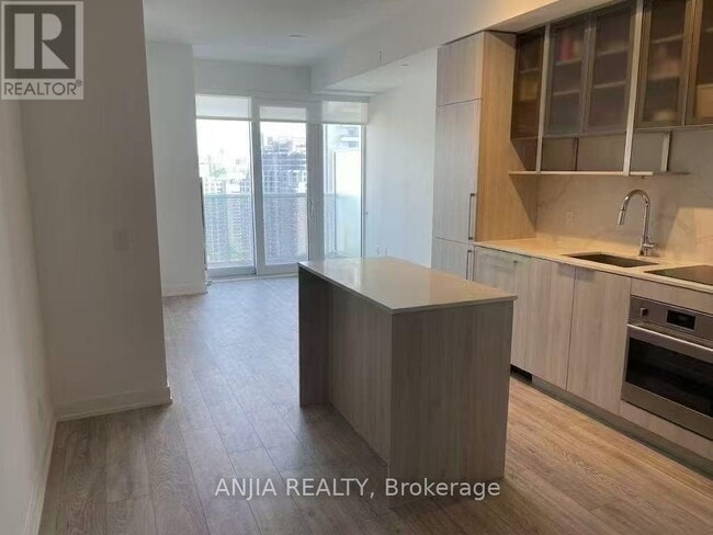 Photo - 15 Holmes Ave Unit 2212