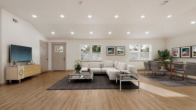 Photo - 112 N Gayle Ave