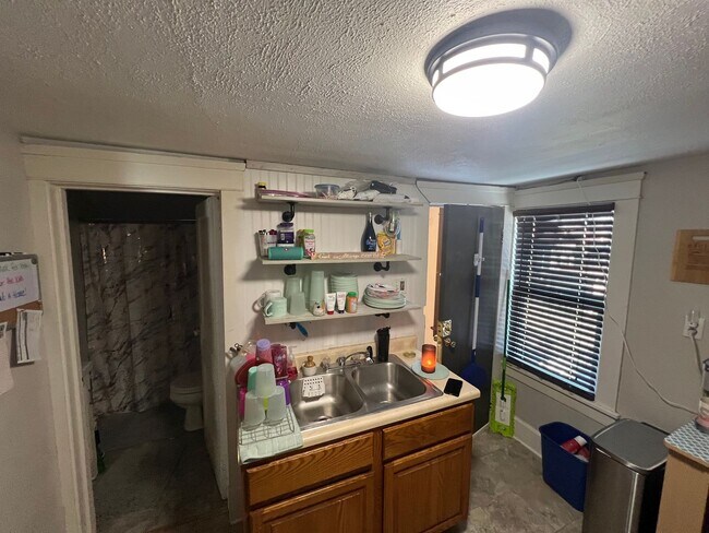 Photo - 1815 Superior St Unidad 1815 Superior St Upper