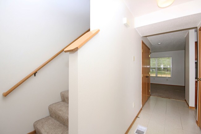 Parkwood Place Townhomes - Parkwood Place Townhomes