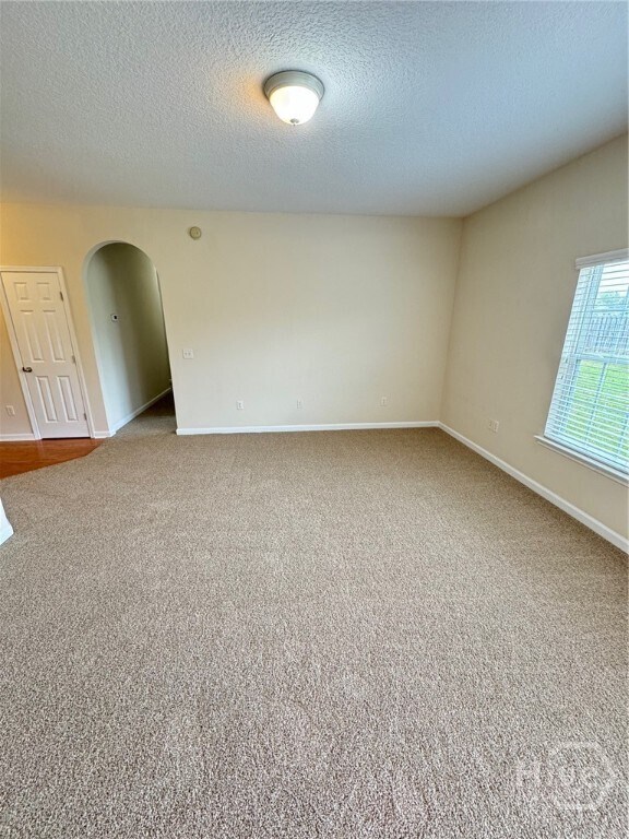 Photo - 260 Red Oak Dr House