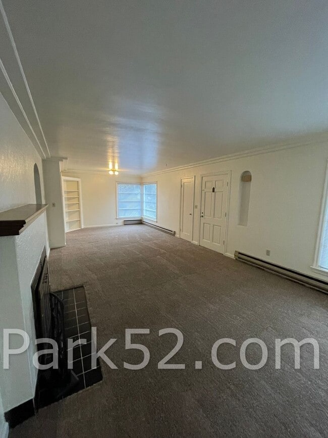 Photo - 1002 S Oakes St