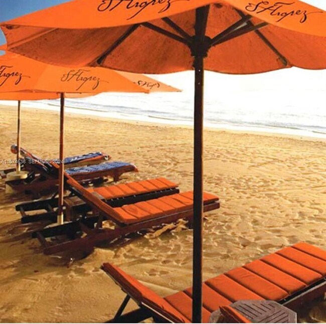 Photo - 250 Sunny Isles Blvd Unidad 3-803