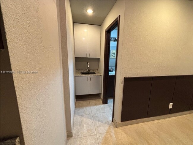 Photo - 7290 NW 38th St Unidad A