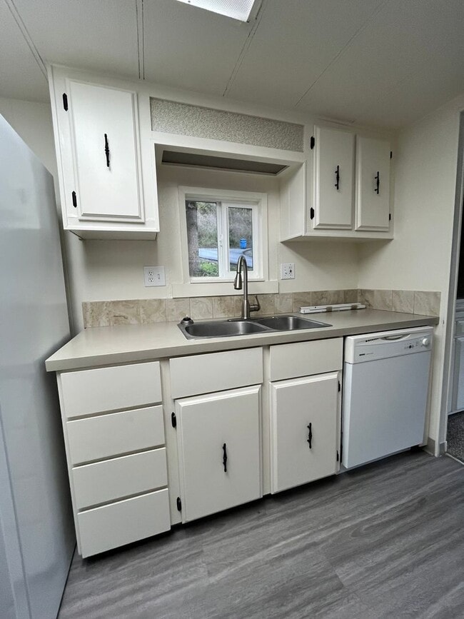 Photo - Manufactured Home with River Views! CAMAS SCHOOL!!