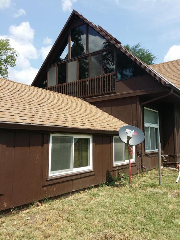 Photo - 611 N Spruce St