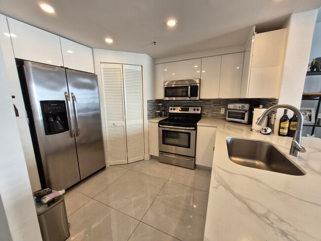 Photo - 701 Brickell Key Blvd Unit 2008