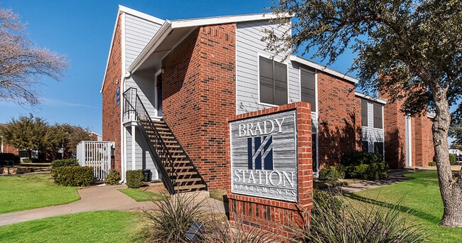 Photo - Brady Station Apartments