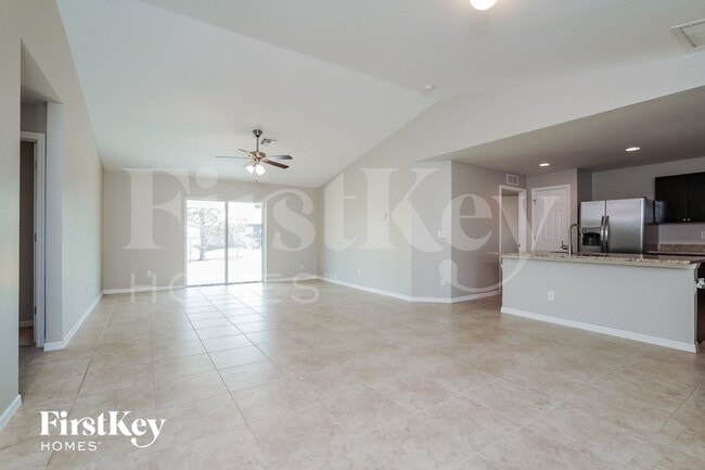 Photo - 1215 NE 2nd Pl