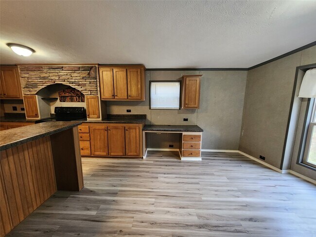 Photo - 19598 County Rd 2343