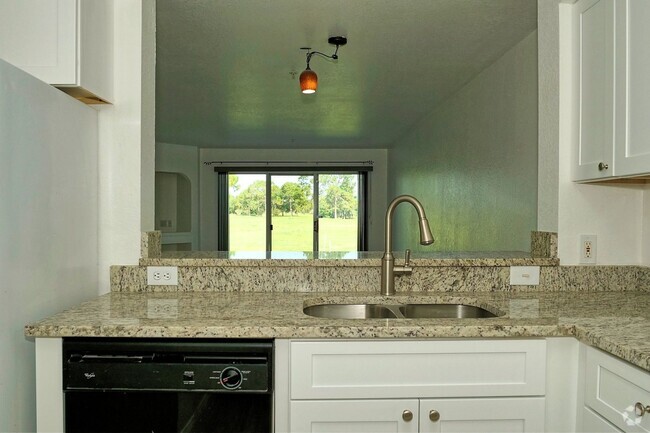 Building Photo - Beautifully Updated and Spacious 1 Bedroom... Rental